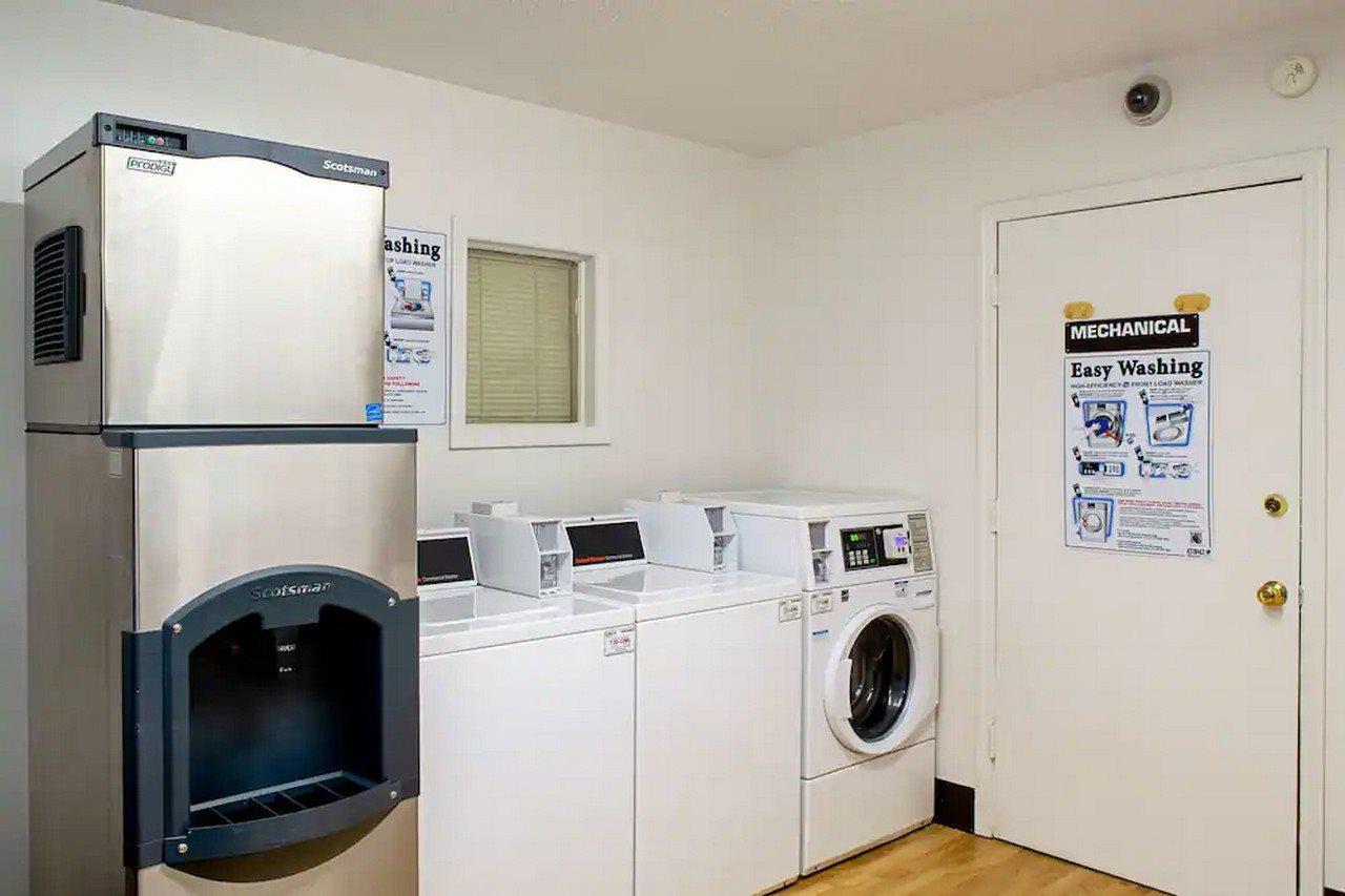 Welcome Suites Springdale Εξωτερικό φωτογραφία