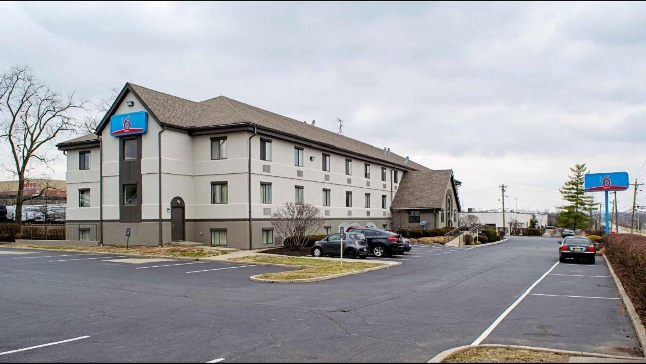 Welcome Suites Springdale Εξωτερικό φωτογραφία